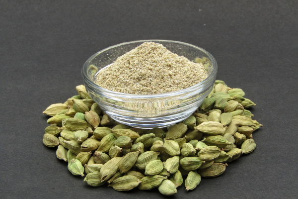 Cardamom Whole & Powder